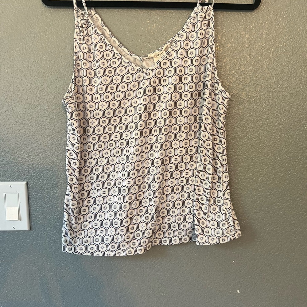 4/$10 Lucky Brand Cream Sleeveless Camisole
